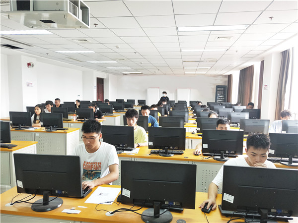 1+X Web前端開發(fā)職業(yè)技能等級證書中級考試圓滿落幕，助推計算機技術開發(fā)人才培養(yǎng)